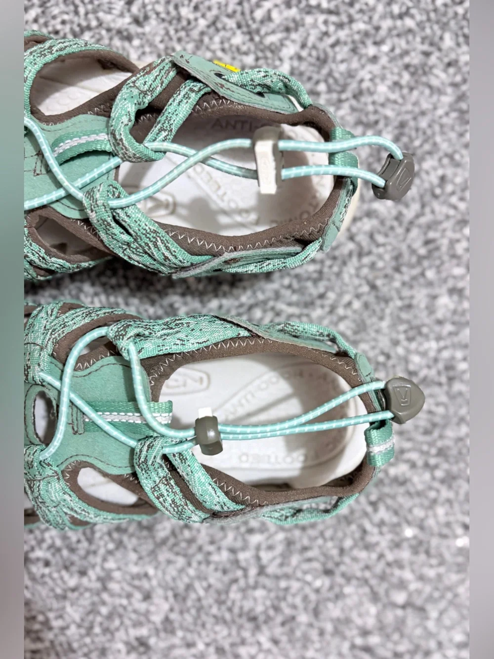 Keen Womens Size 8 Whisper Hiking Water Shoe Sage Green Lily Pad 1016243 Sandals